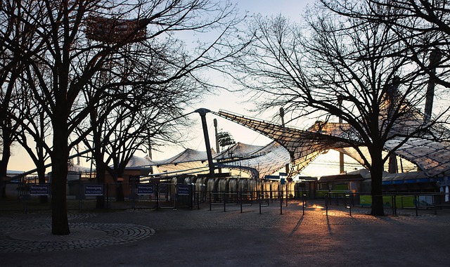 各国纷纷推 各国纷纷推