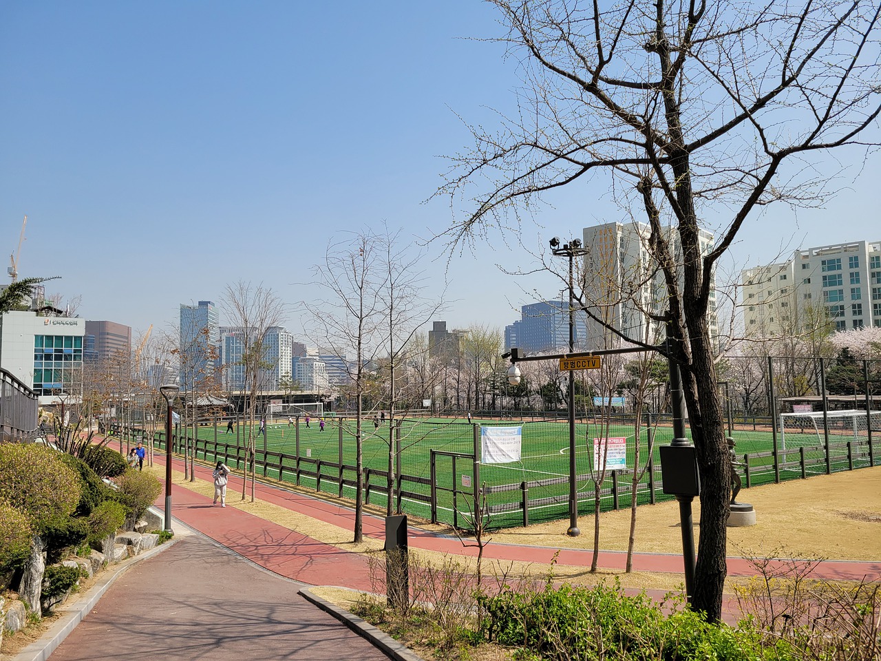 1.1亿天价合同！曝阿诺德加盟皇马5年4000万欧，支付7000万签字费.